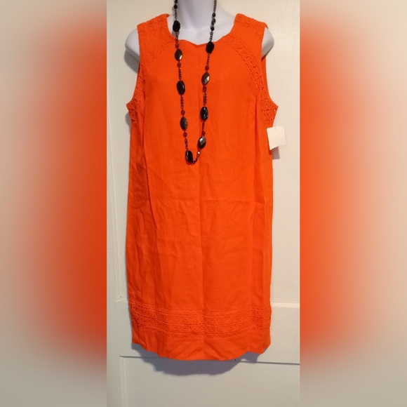 W Dresses & Skirts - 🛍️ BUNDLE ONLY 🛍️W Vibrant Orange Sleeveless Midi Dress